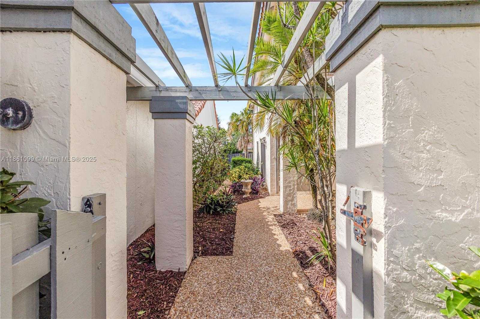 Small Image of 5535 ETON CT, Boca Raton Number 6