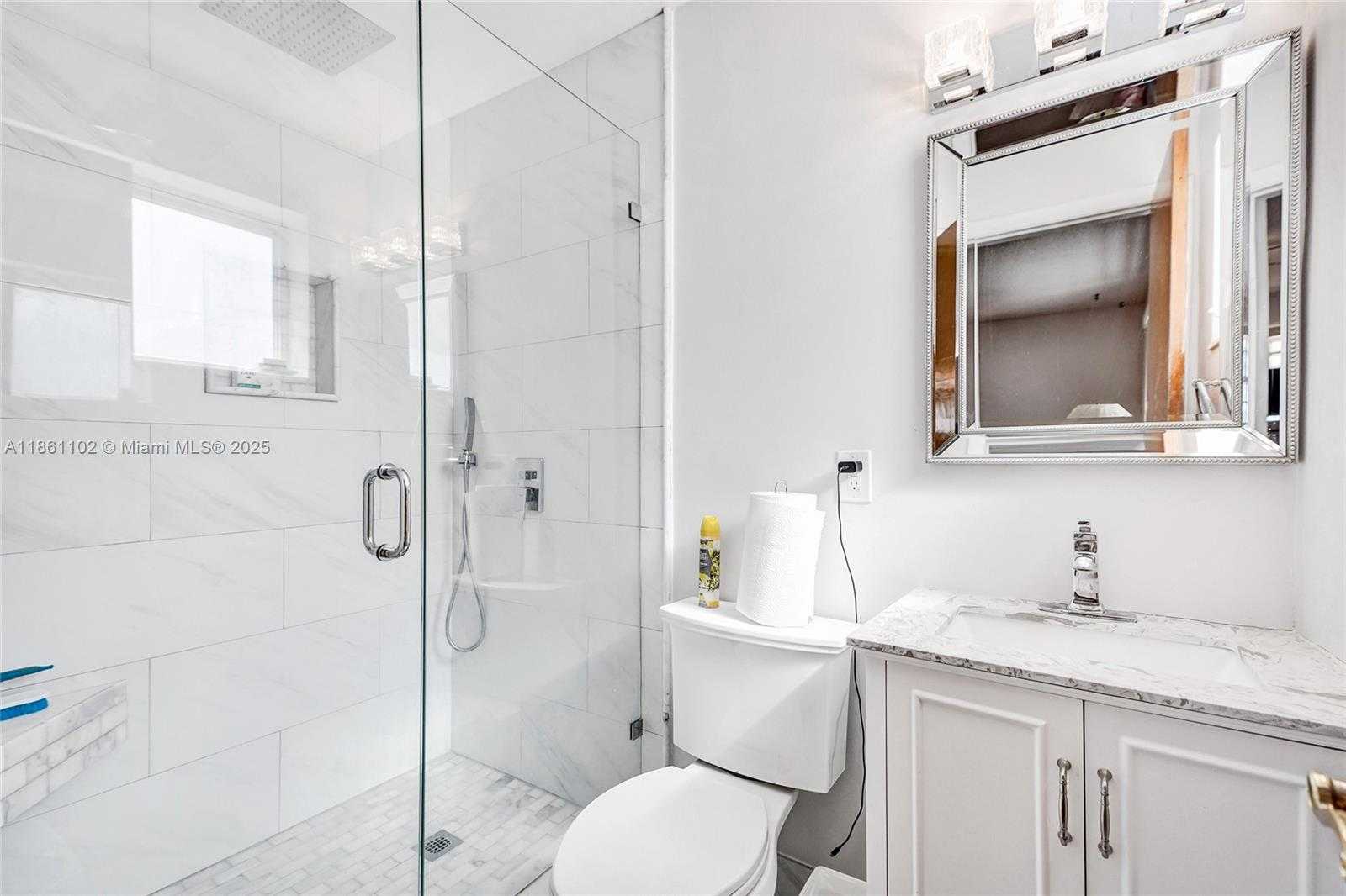 Small Image of 8571 NORTH WEST 15TH CT, Pembroke Pines Number 14