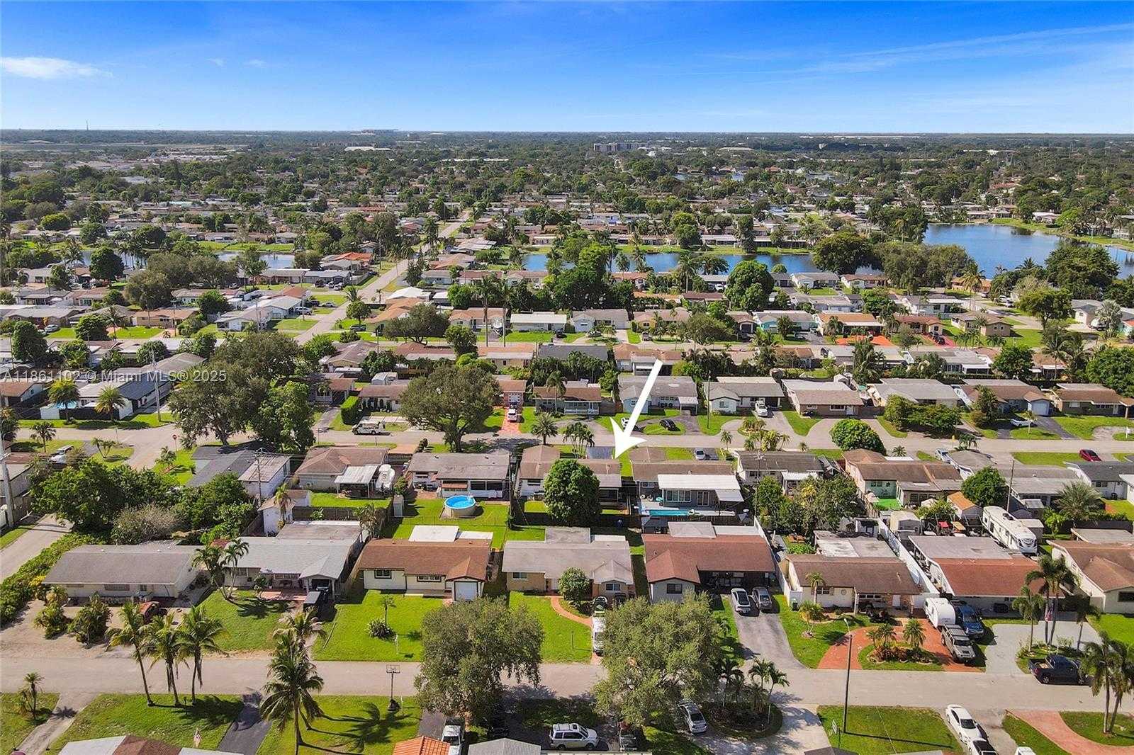 Small Image of 8571 NORTH WEST 15TH CT, Pembroke Pines Number 19