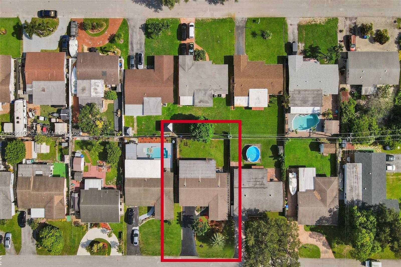 Small Image of 8571 NORTH WEST 15TH CT, Pembroke Pines Number 5