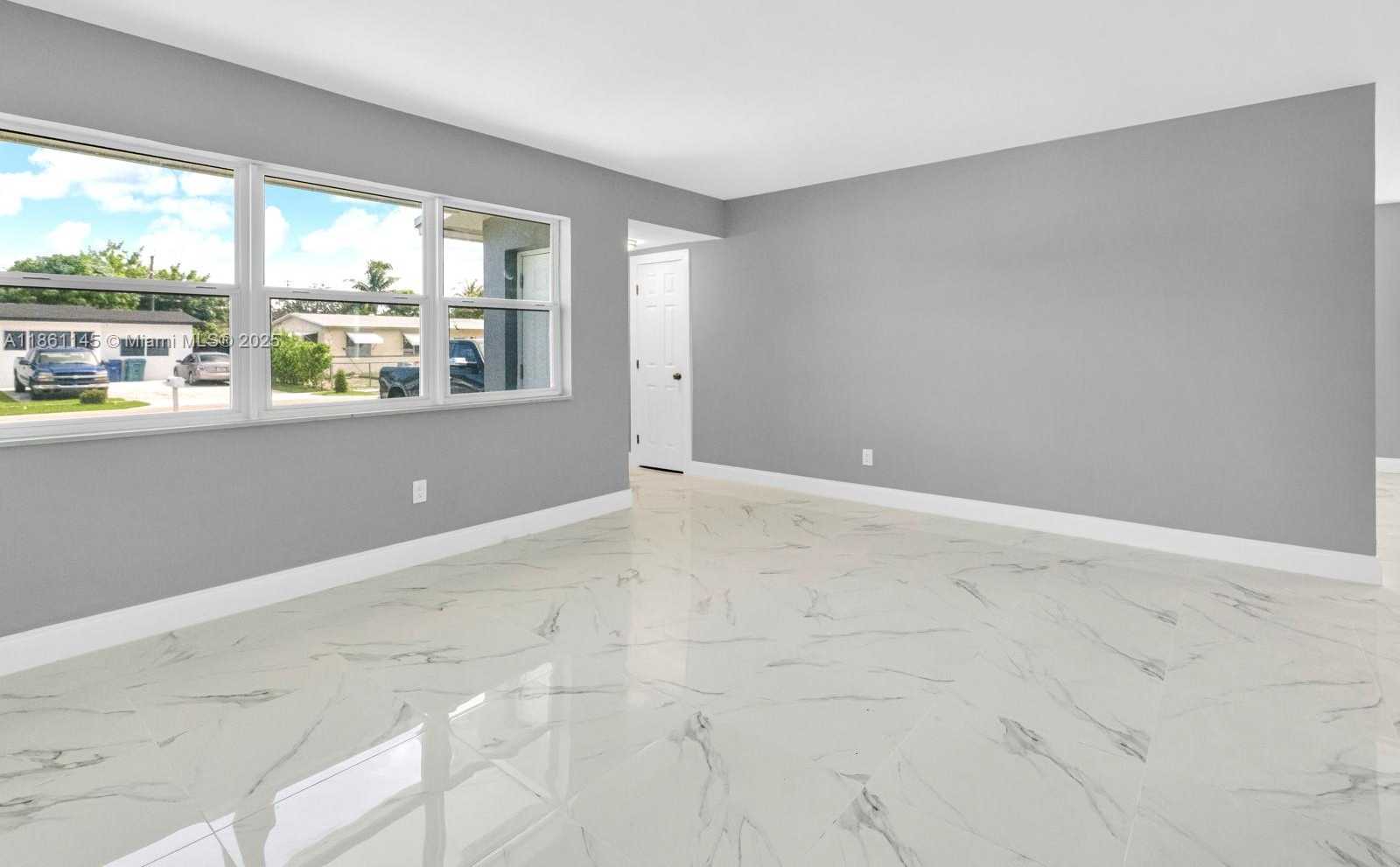 Small Image of 3781 NORTH WEST 192ND ST, Miami Gardens Number 10