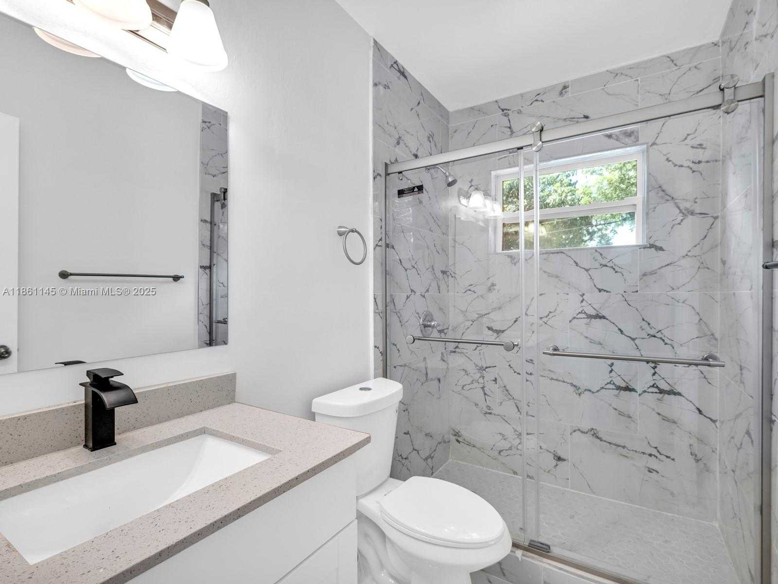 Small Image of 3781 NORTH WEST 192ND ST, Miami Gardens Number 23