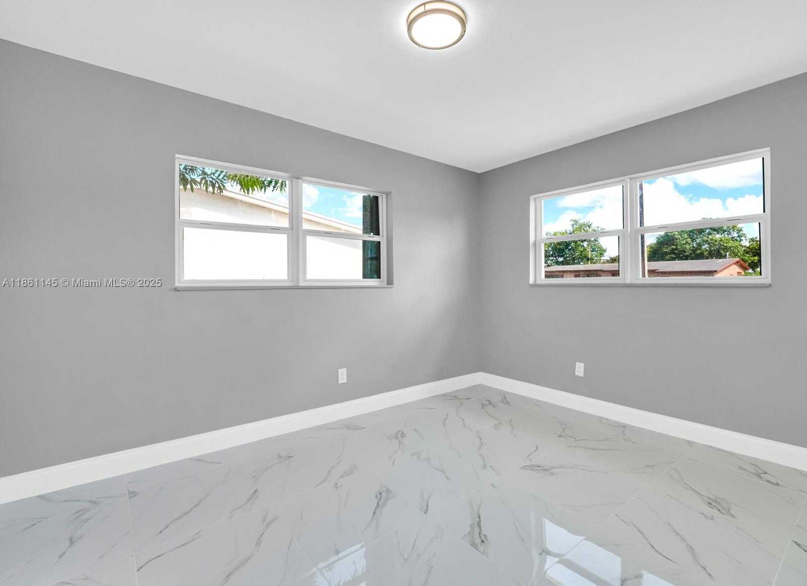 Small Image of 3781 NORTH WEST 192ND ST, Miami Gardens Number 24