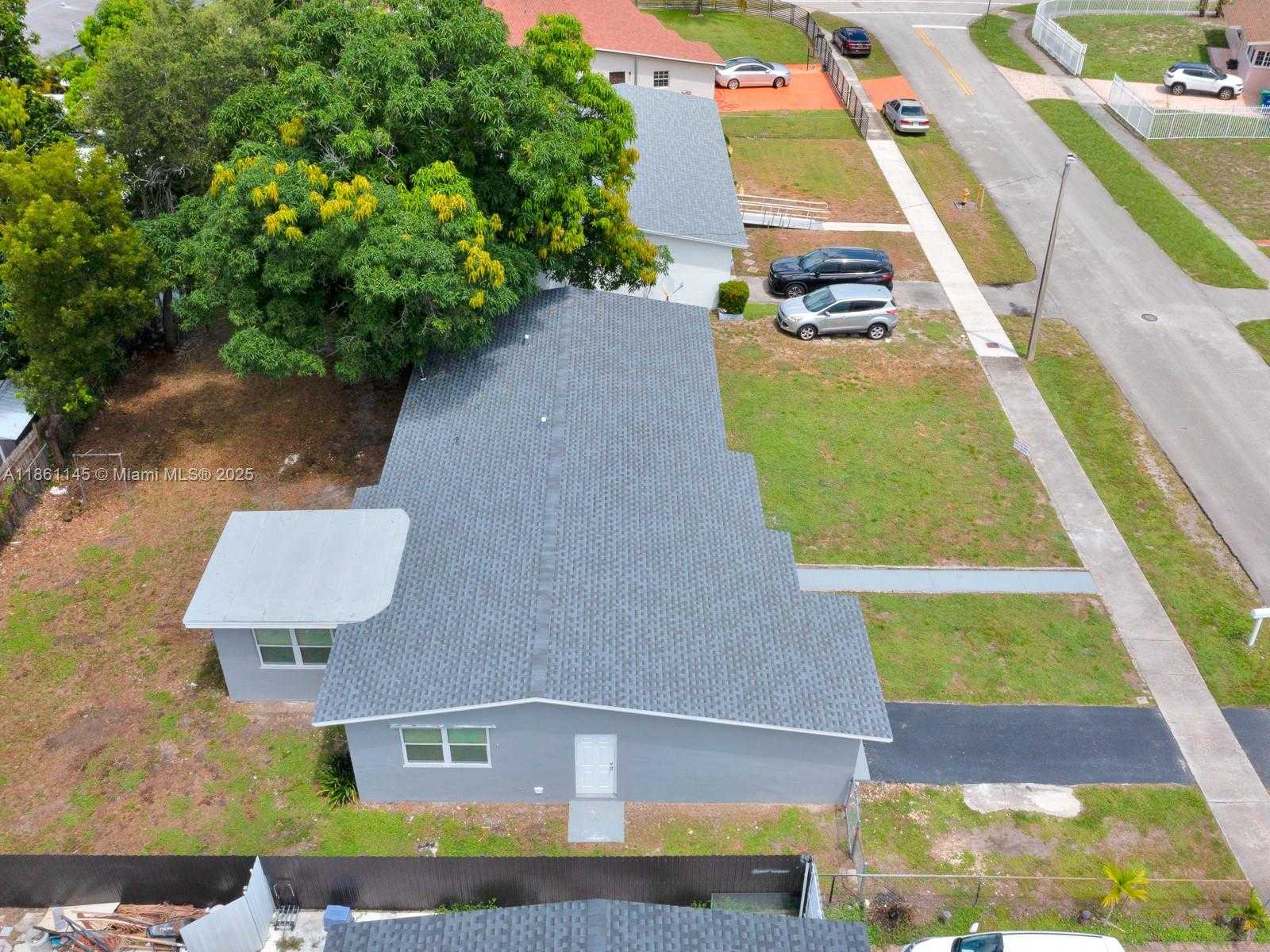 Small Image of 3781 NORTH WEST 192ND ST, Miami Gardens Number 36