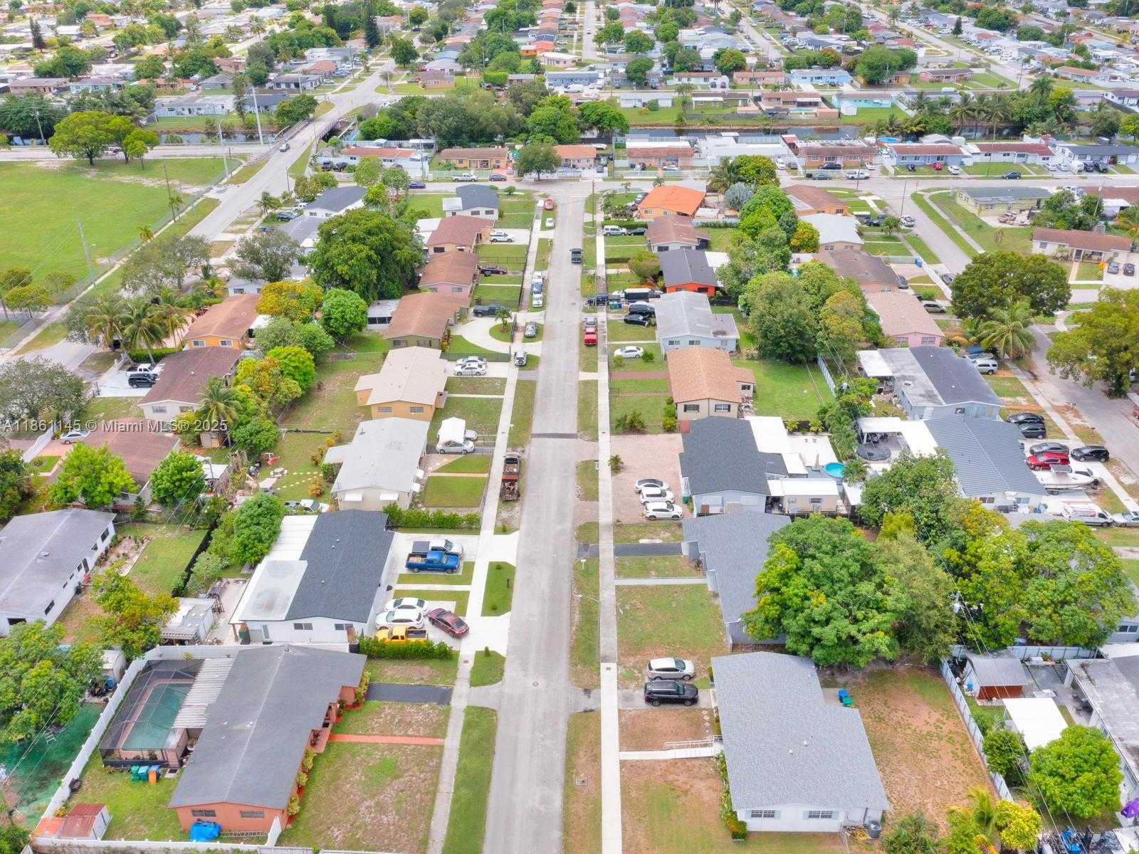Small Image of 3781 NORTH WEST 192ND ST, Miami Gardens Number 40