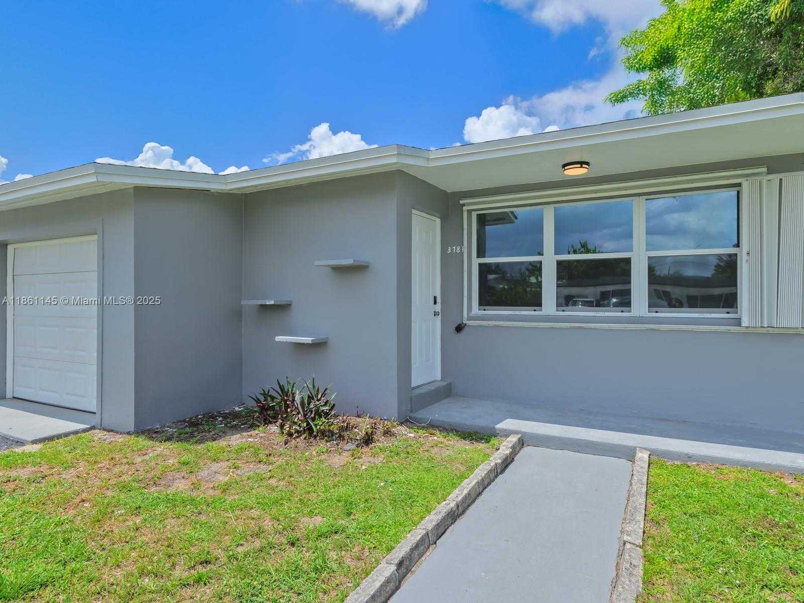 Small Image of 3781 NORTH WEST 192ND ST, Miami Gardens Number 8