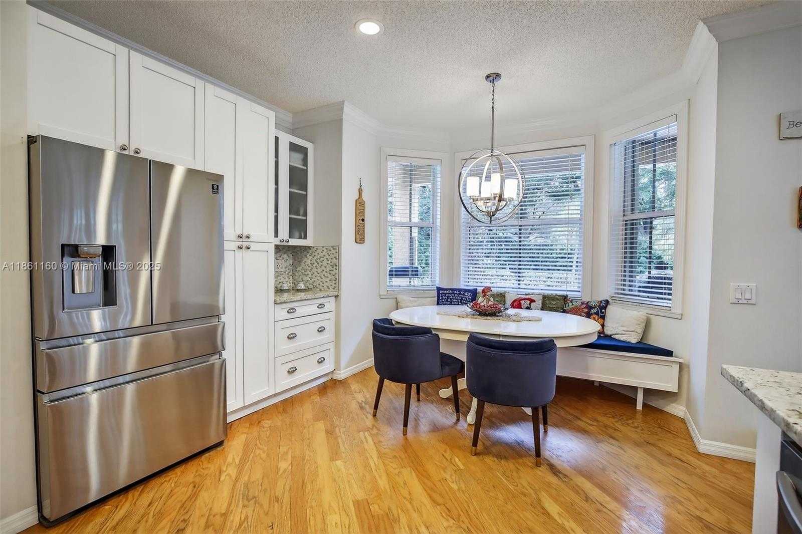Small Image of 3989 PINEWOOD LN, Weston Number 12