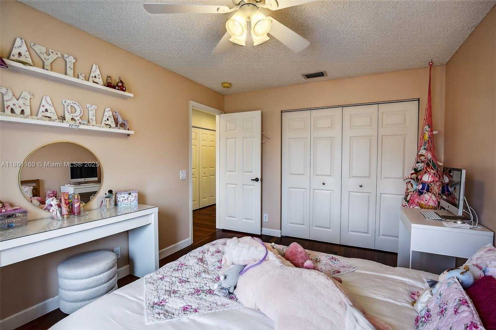 Small Image of 3989 PINEWOOD LN, Weston Number 28