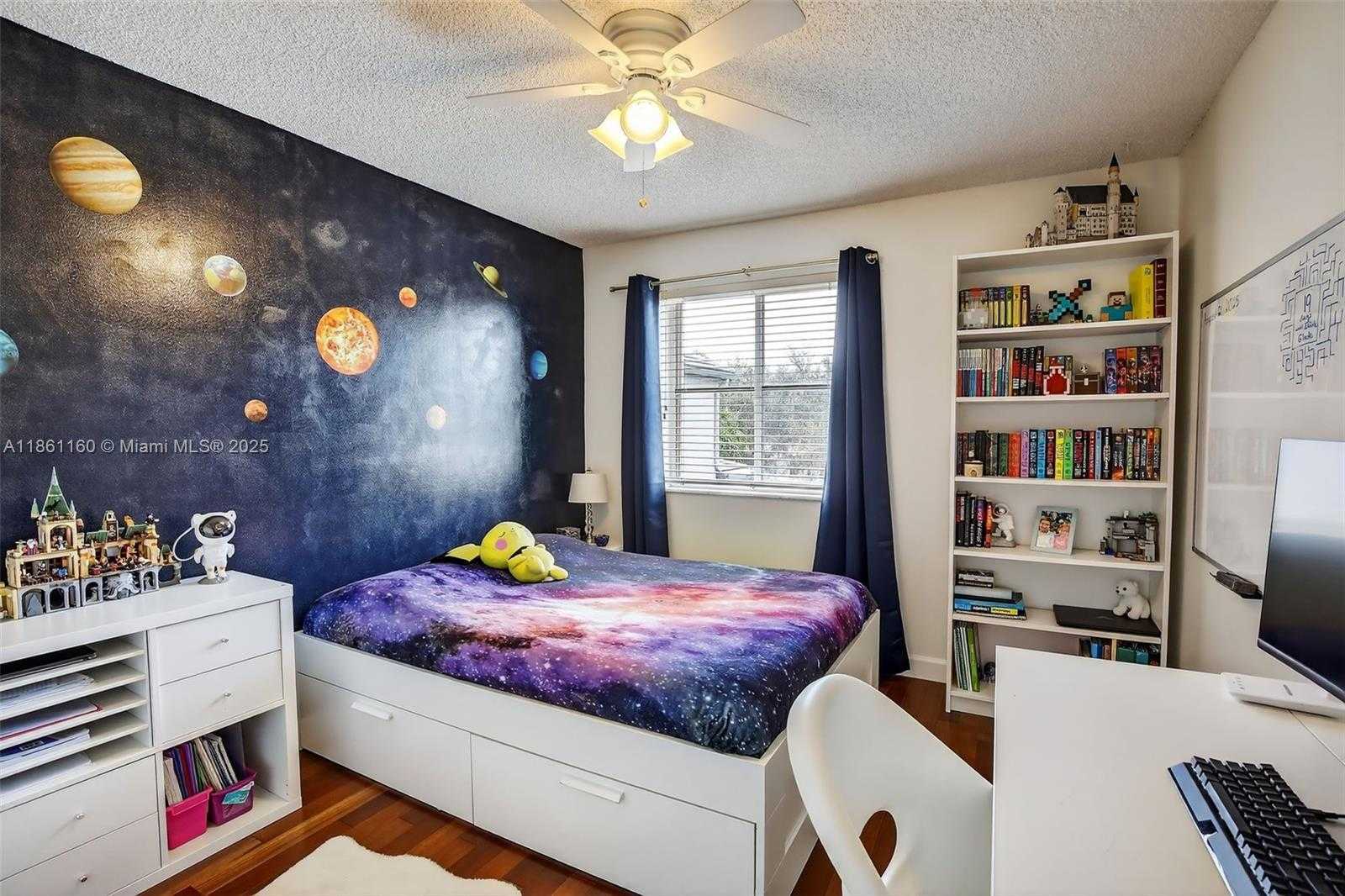 Small Image of 3989 PINEWOOD LN, Weston Number 30