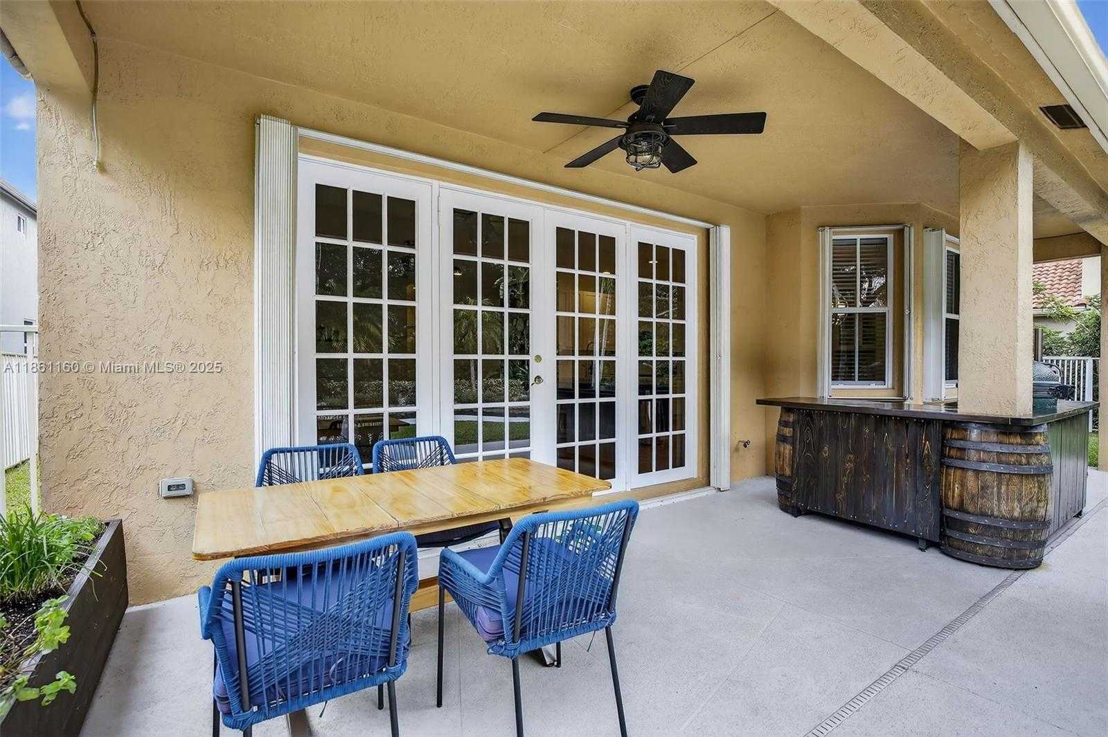 Small Image of 3989 PINEWOOD LN, Weston Number 36