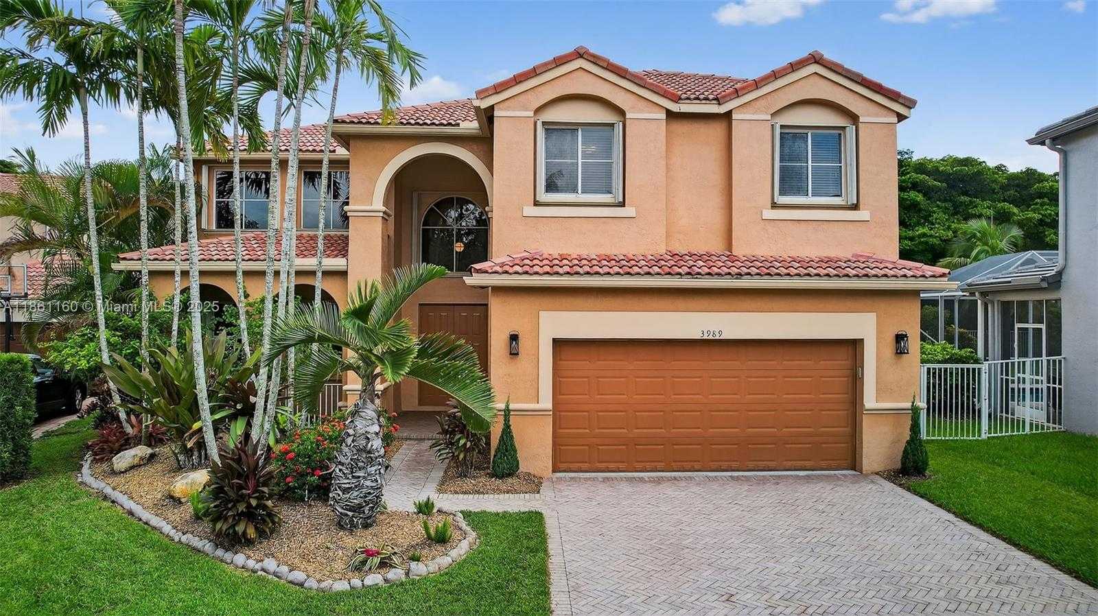 Small Image of 3989 PINEWOOD LN, Weston Number 39