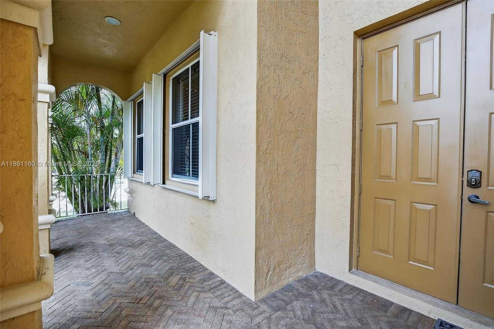 Small Image of 3989 PINEWOOD LN, Weston Number 41