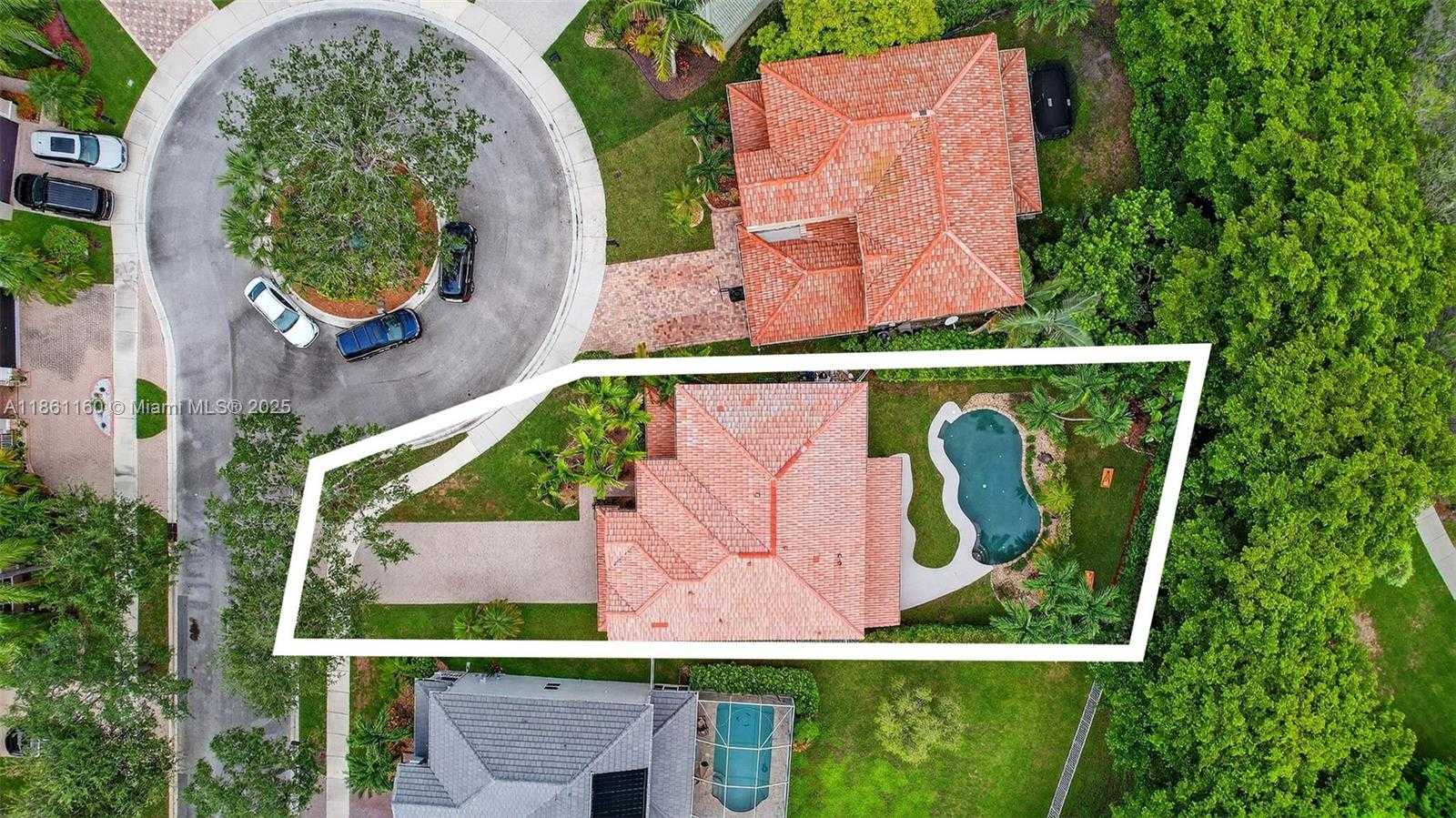 Small Image of 3989 PINEWOOD LN, Weston Number 50