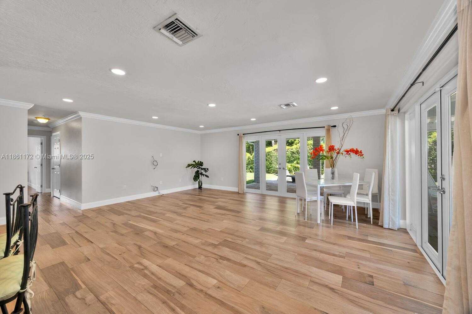 Small Image of 14701 SOUTH WEST 84TH CT, Palmetto Bay Number 10