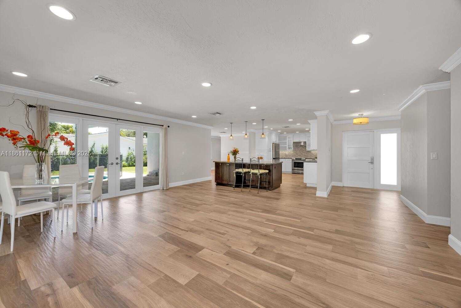 Small Image of 14701 SOUTH WEST 84TH CT, Palmetto Bay Number 15