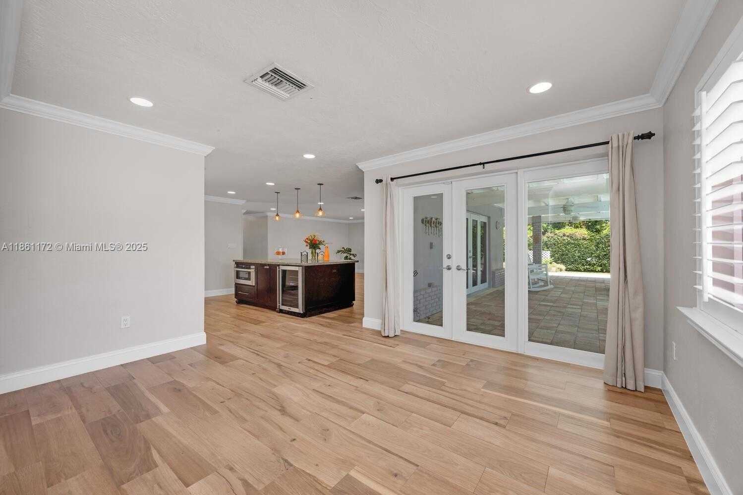 Small Image of 14701 SOUTH WEST 84TH CT, Palmetto Bay Number 21