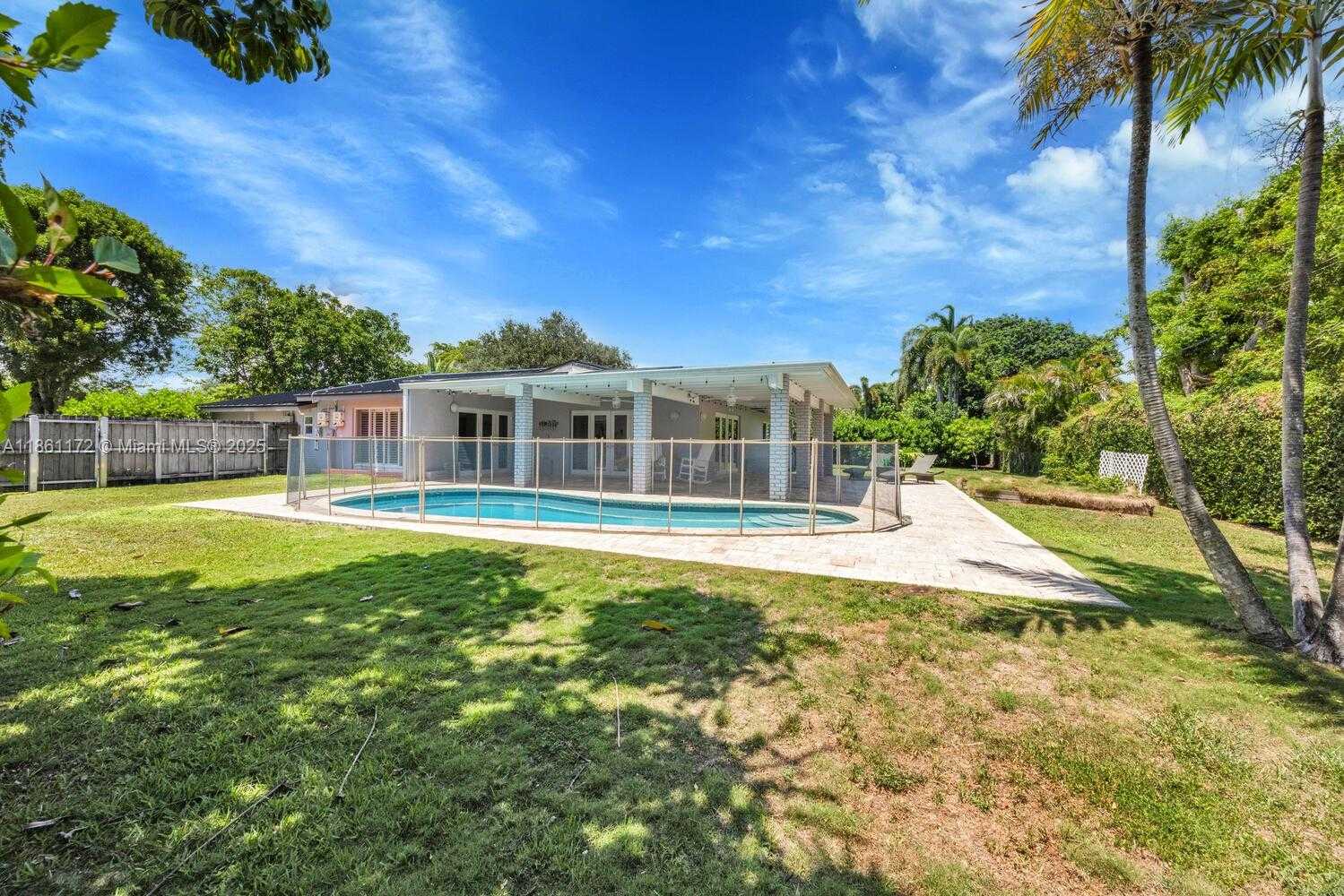 Small Image of 14701 SOUTH WEST 84TH CT, Palmetto Bay Number 30