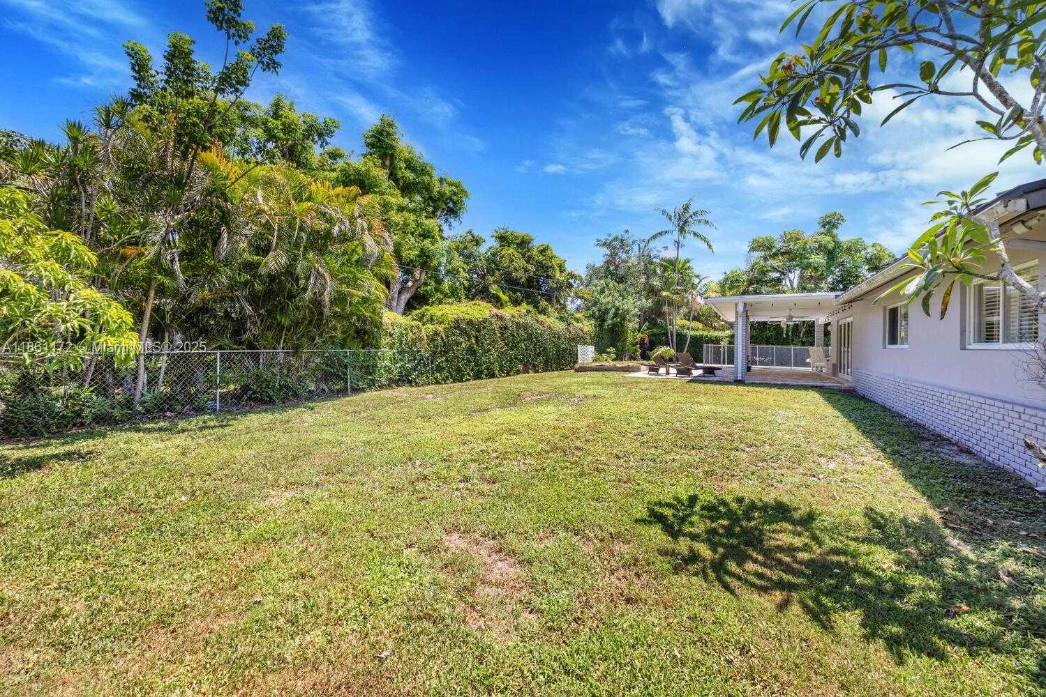 Small Image of 14701 SOUTH WEST 84TH CT, Palmetto Bay Number 37