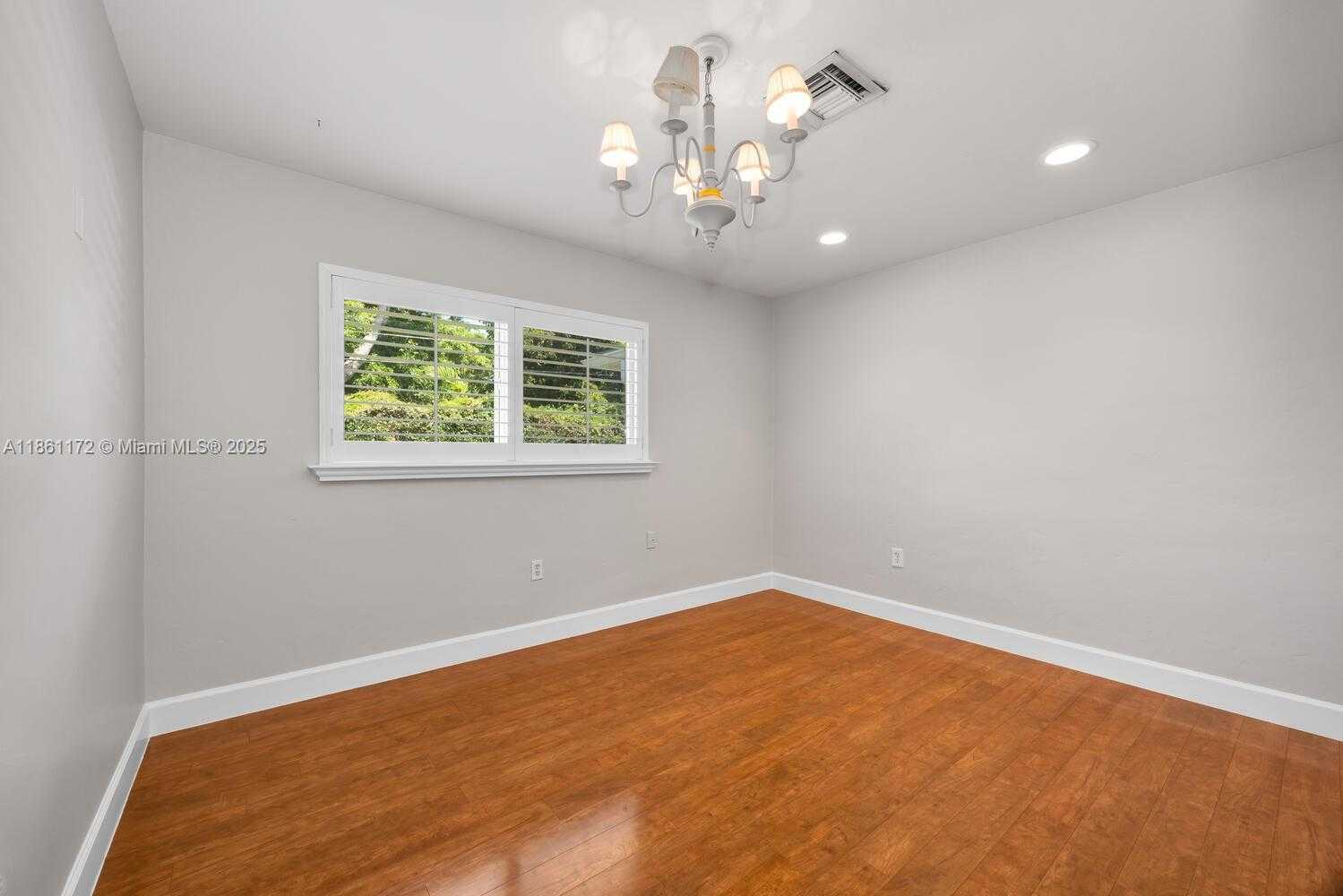 Small Image of 14701 SOUTH WEST 84TH CT, Palmetto Bay Number 39