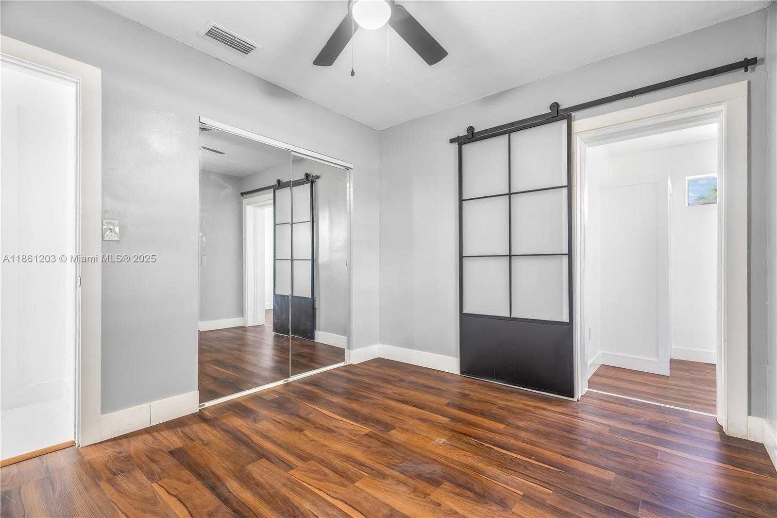 Small Image of 17201 NORTH WEST 37TH AVE, Miami Gardens Number 15