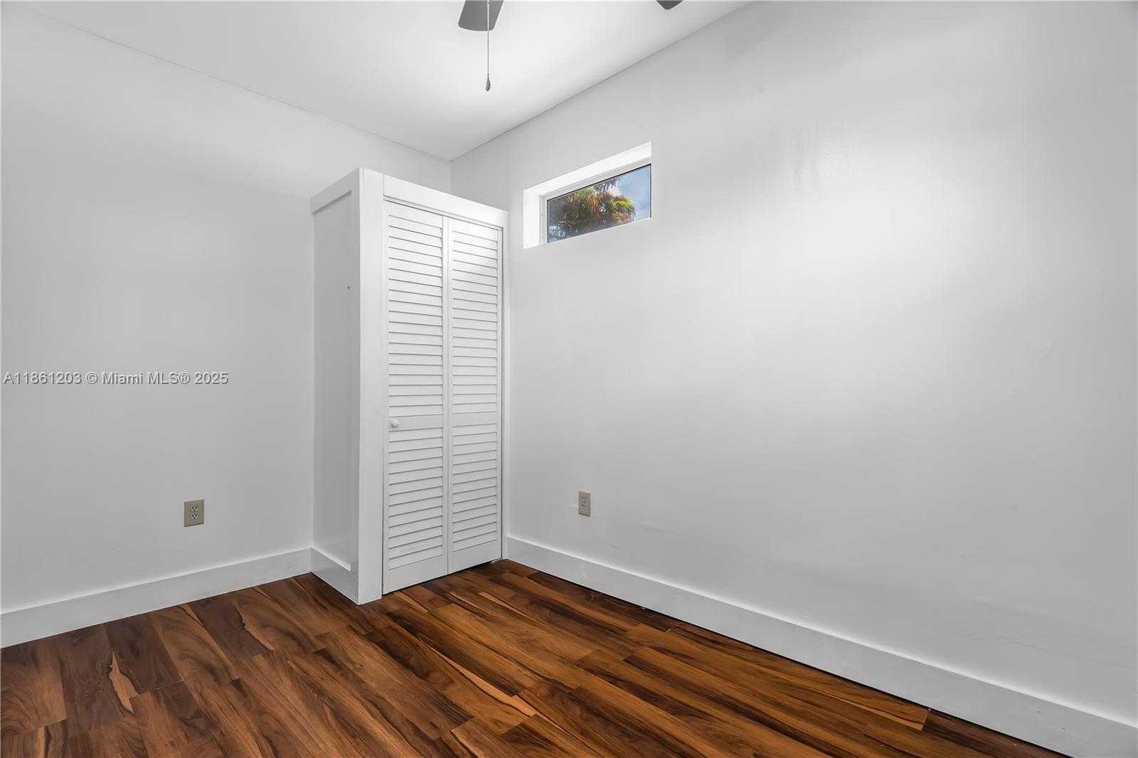 Small Image of 17201 NORTH WEST 37TH AVE, Miami Gardens Number 19