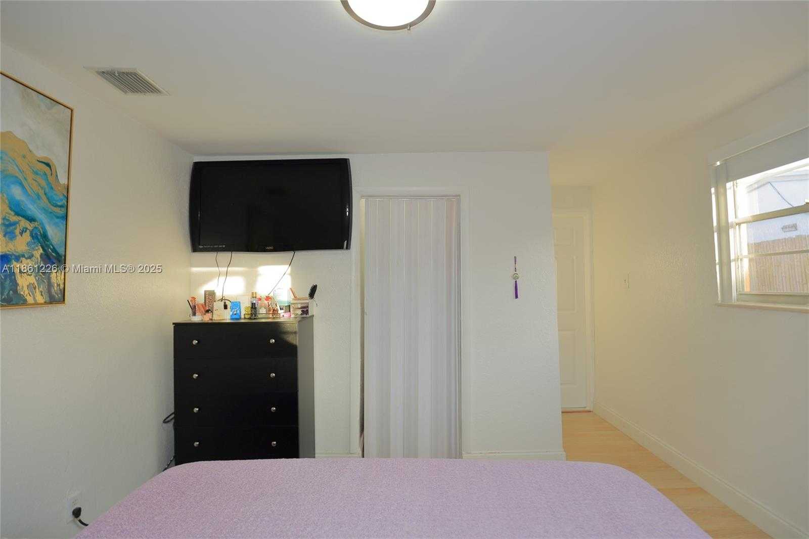 Small Image of 1330 NORTH 69TH AVE, Hollywood Number 19