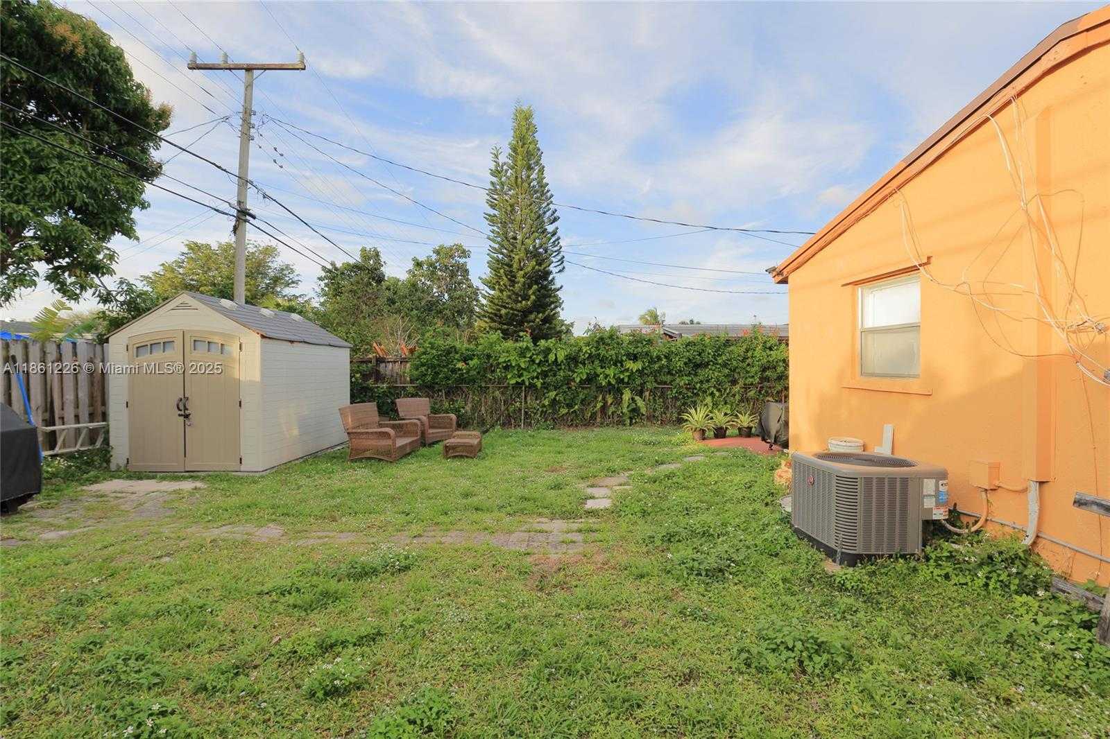 Small Image of 1330 NORTH 69TH AVE, Hollywood Number 22