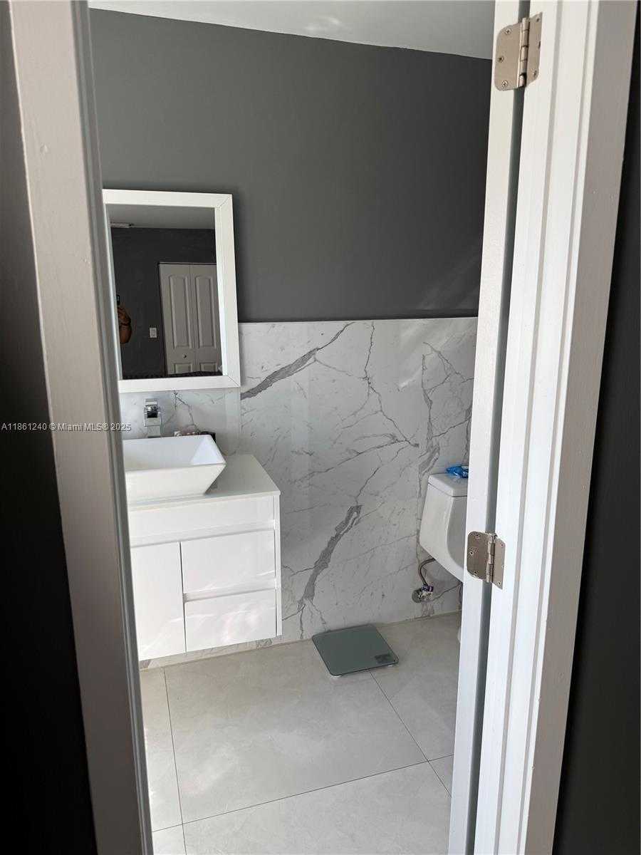 Small Image of 1275 NORTH WEST 126TH ST, Sunrise Number 10