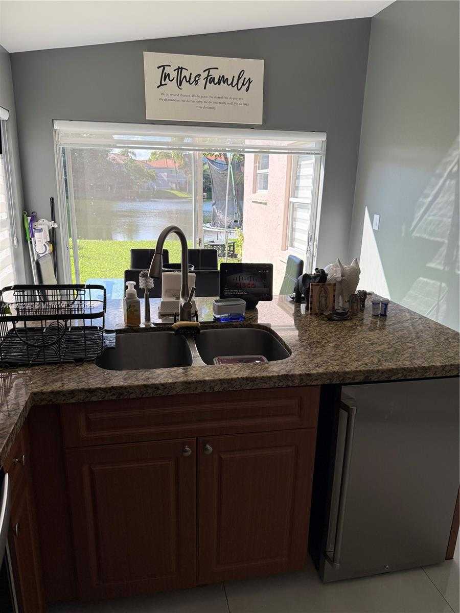 Small Image of 1275 NORTH WEST 126TH ST, Sunrise Number 15