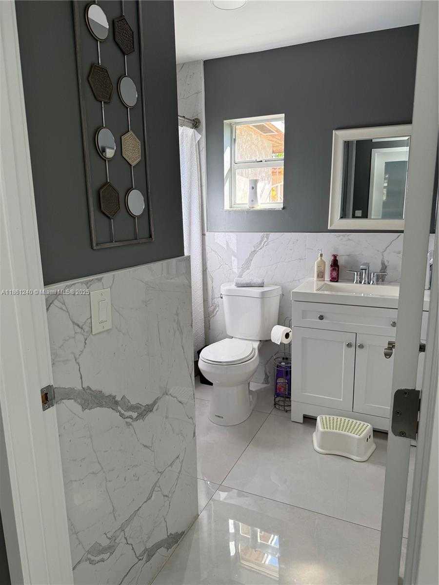 Small Image of 1275 NORTH WEST 126TH ST, Sunrise Number 17