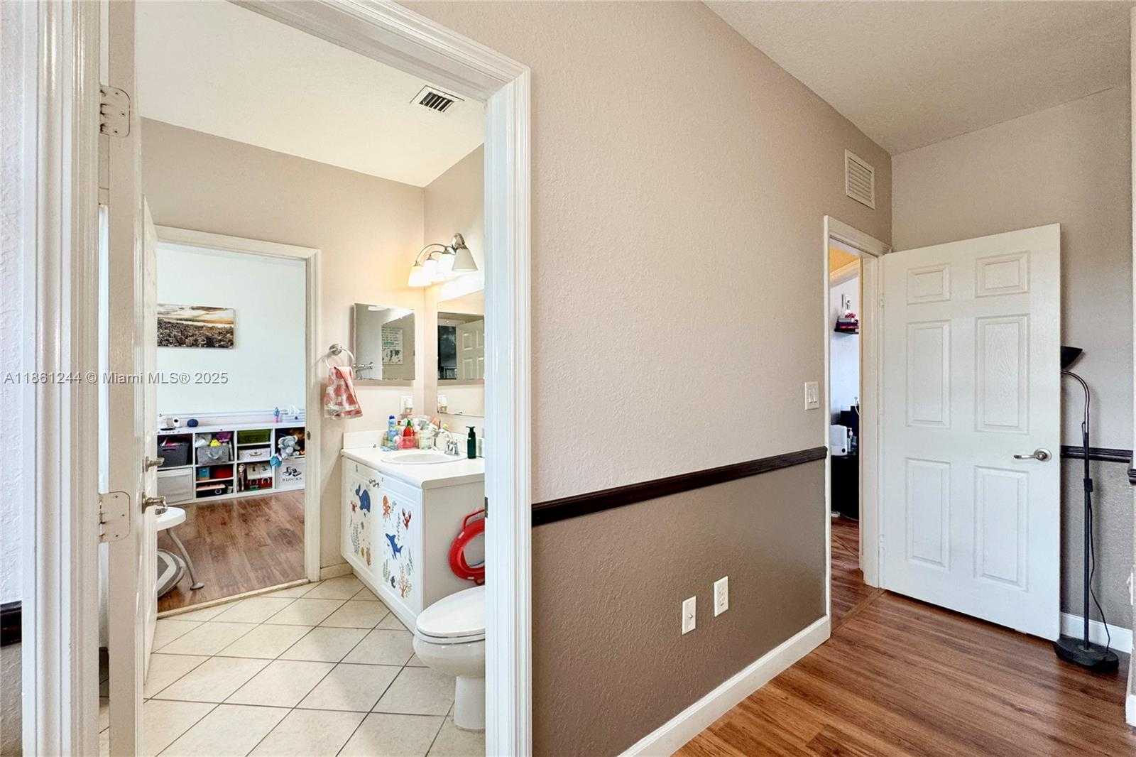 Small Image of 23745 SOUTH WEST 114TH CT, Homestead Number 22