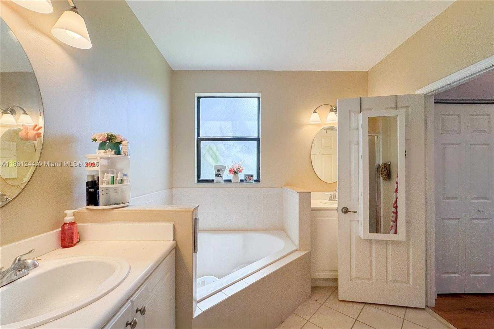 Small Image of 23745 SOUTH WEST 114TH CT, Homestead Number 29