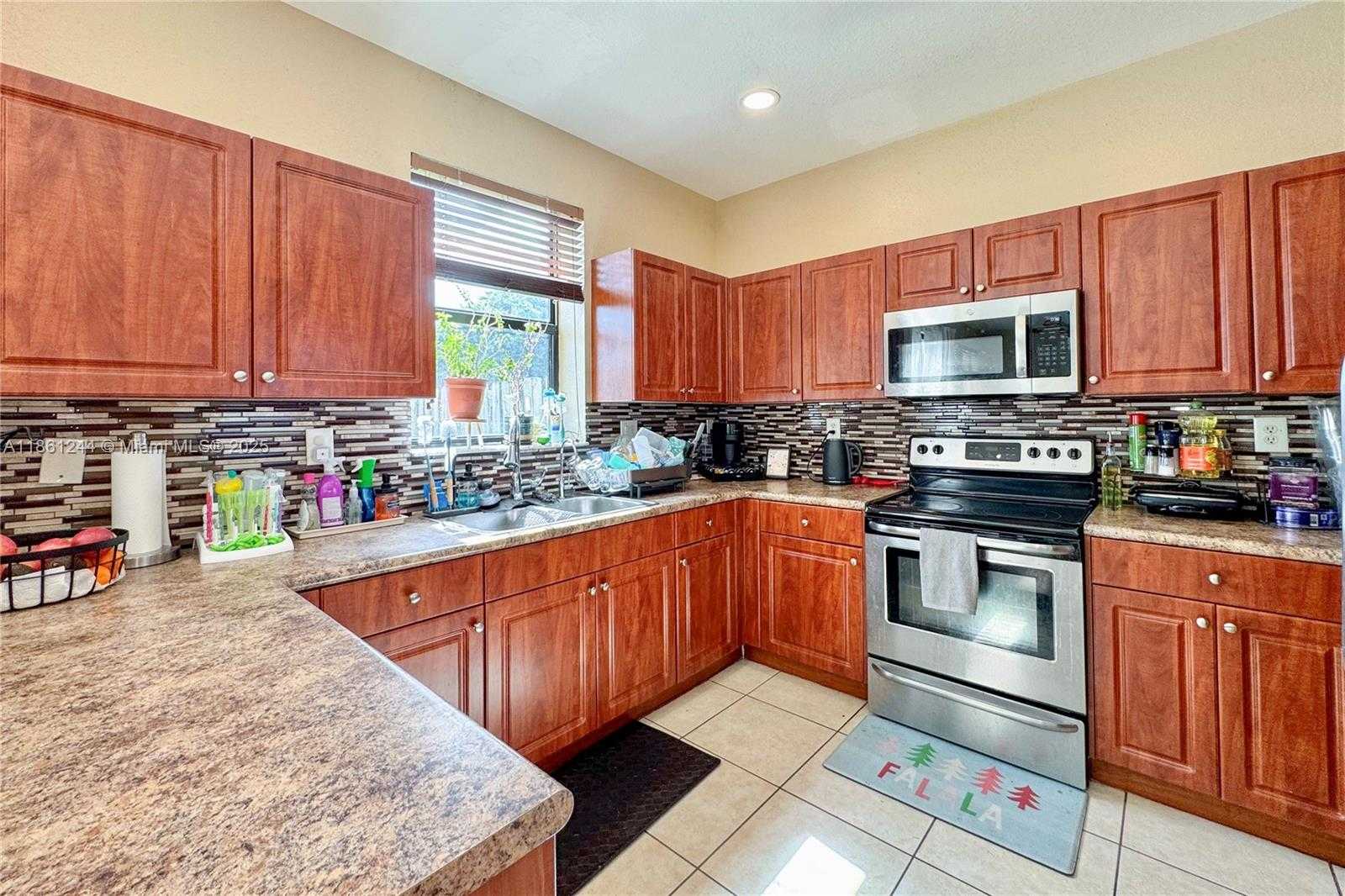 Small Image of 23745 SOUTH WEST 114TH CT, Homestead Number 9