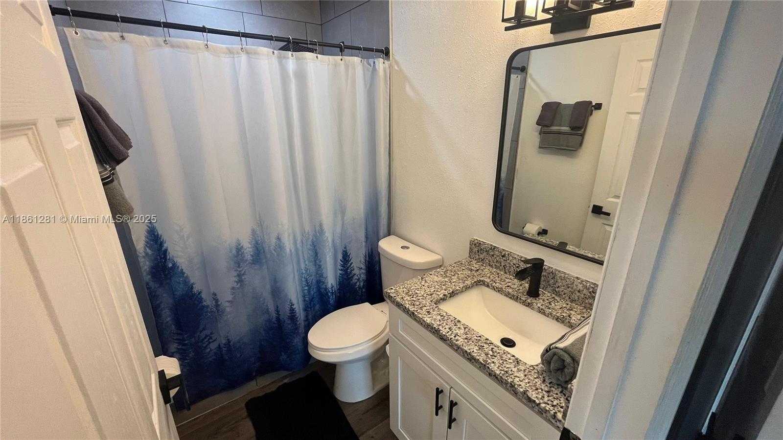 Small Image of 350 NORTH WEST 206TH TER, Miami Gardens Number 17