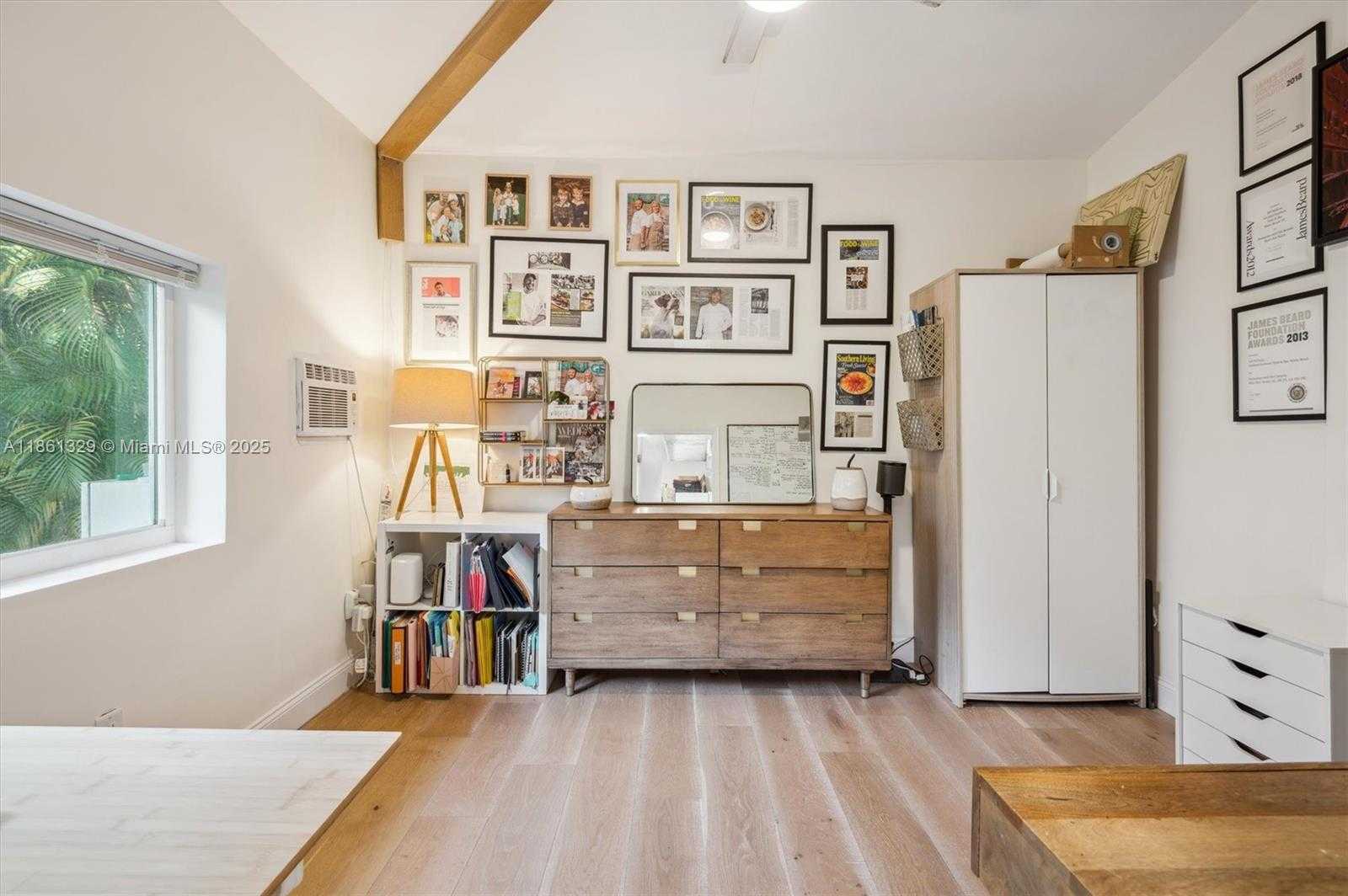 Small Image of 12790 GRIFFING BLVD, North Miami Number 22