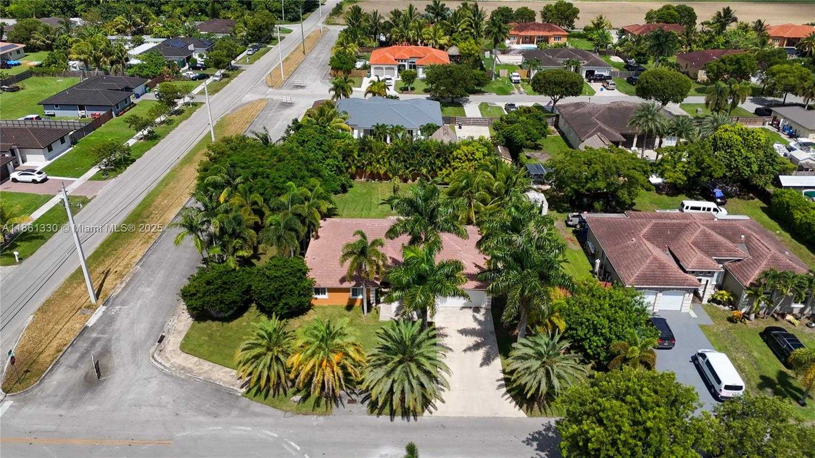 Small Image of 32003 SOUTH WEST 205TH AVE, Homestead Number 2