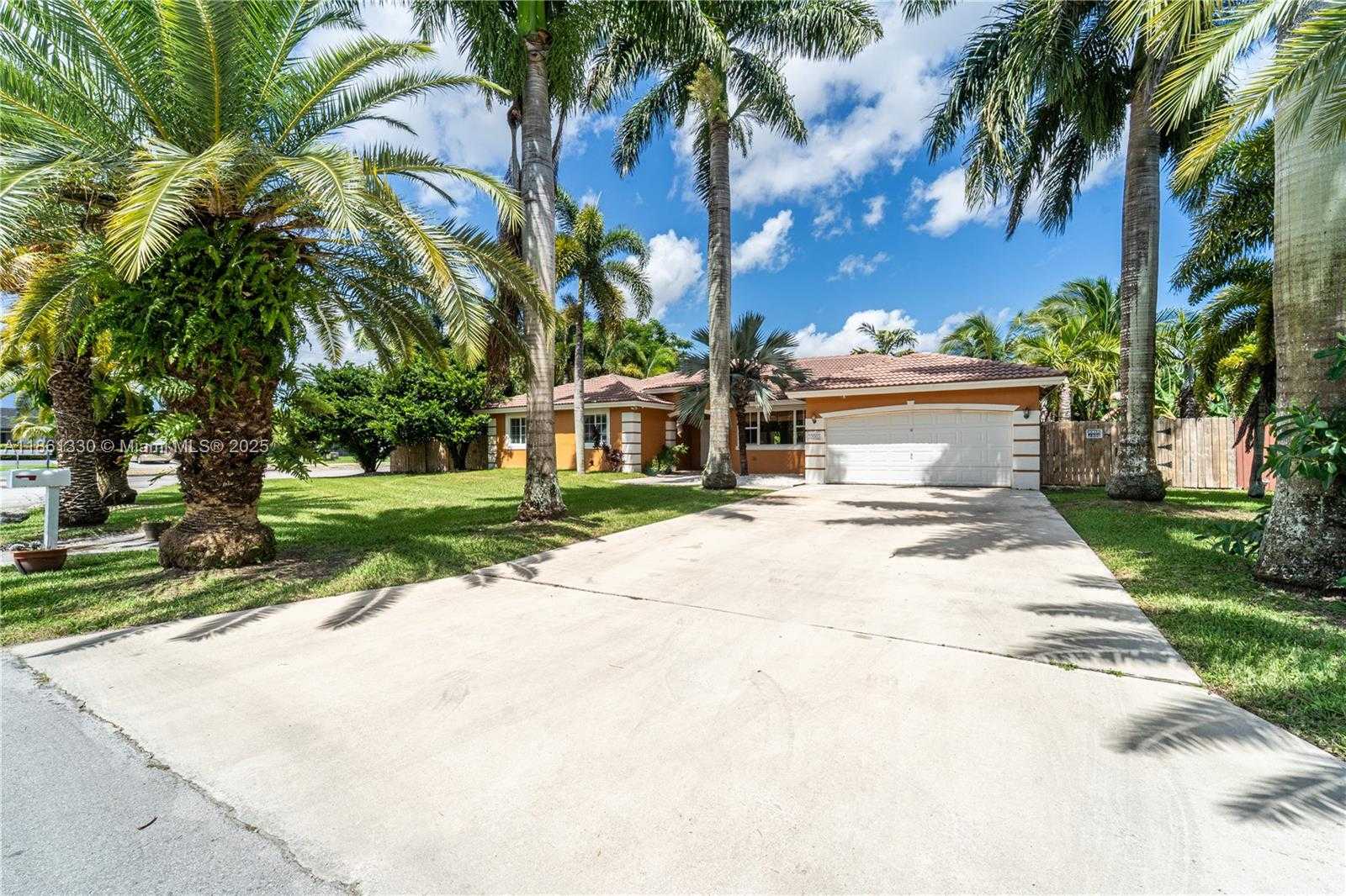 Small Image of 32003 SOUTH WEST 205TH AVE, Homestead Number 5