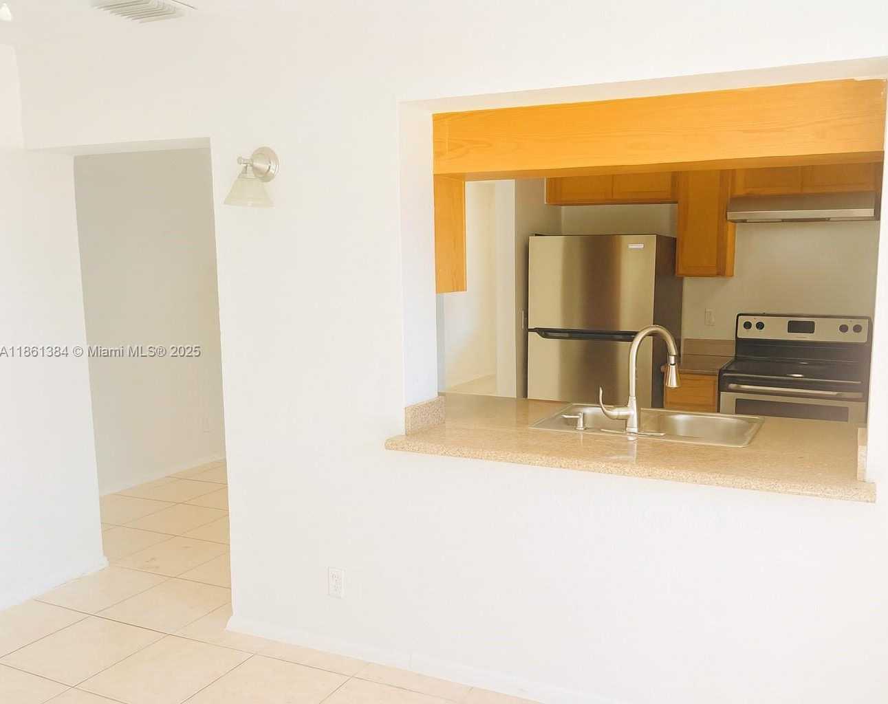 Small Image of 2403 NORTH WEST 53RD ST, Tamarac Number 10