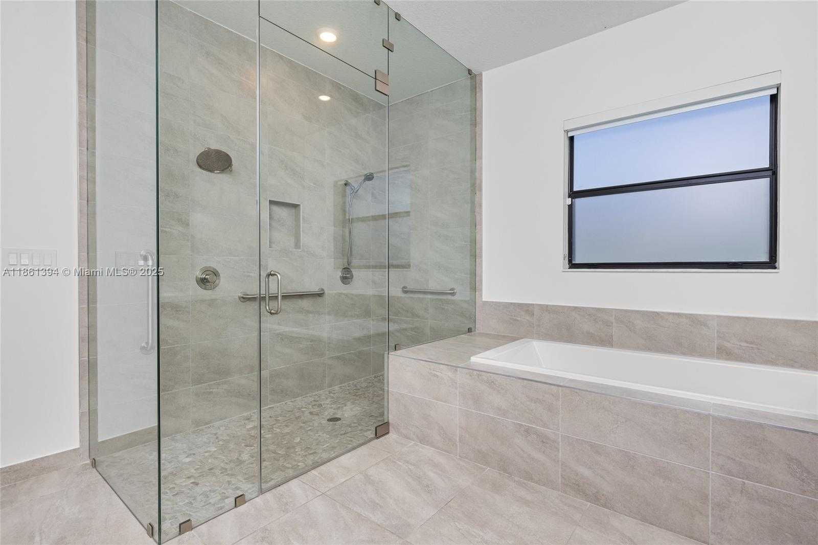 Small Image of 11125 NORTH SIERRA RANCH DR, Davie Number 26
