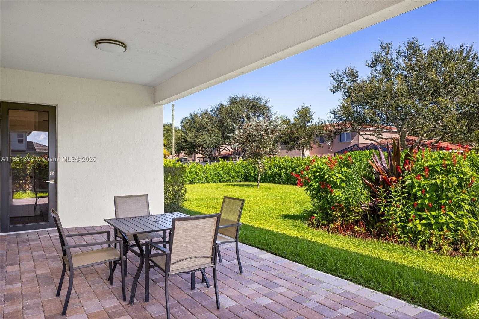 Small Image of 11125 NORTH SIERRA RANCH DR, Davie Number 39