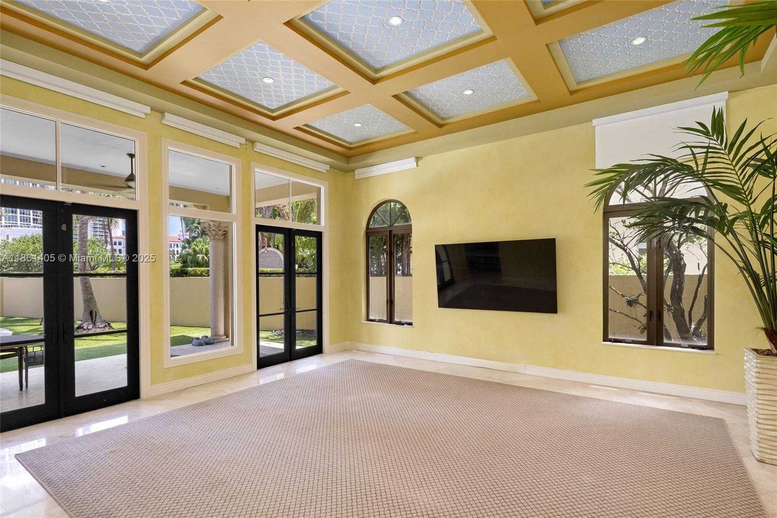 Small Image of 1504 ISLAND BLVD, Aventura Number 18