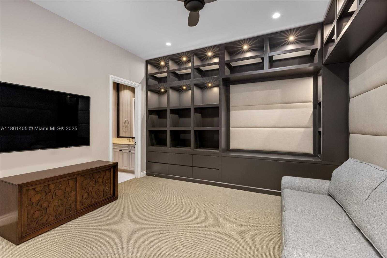 Small Image of 1504 ISLAND BLVD, Aventura Number 21