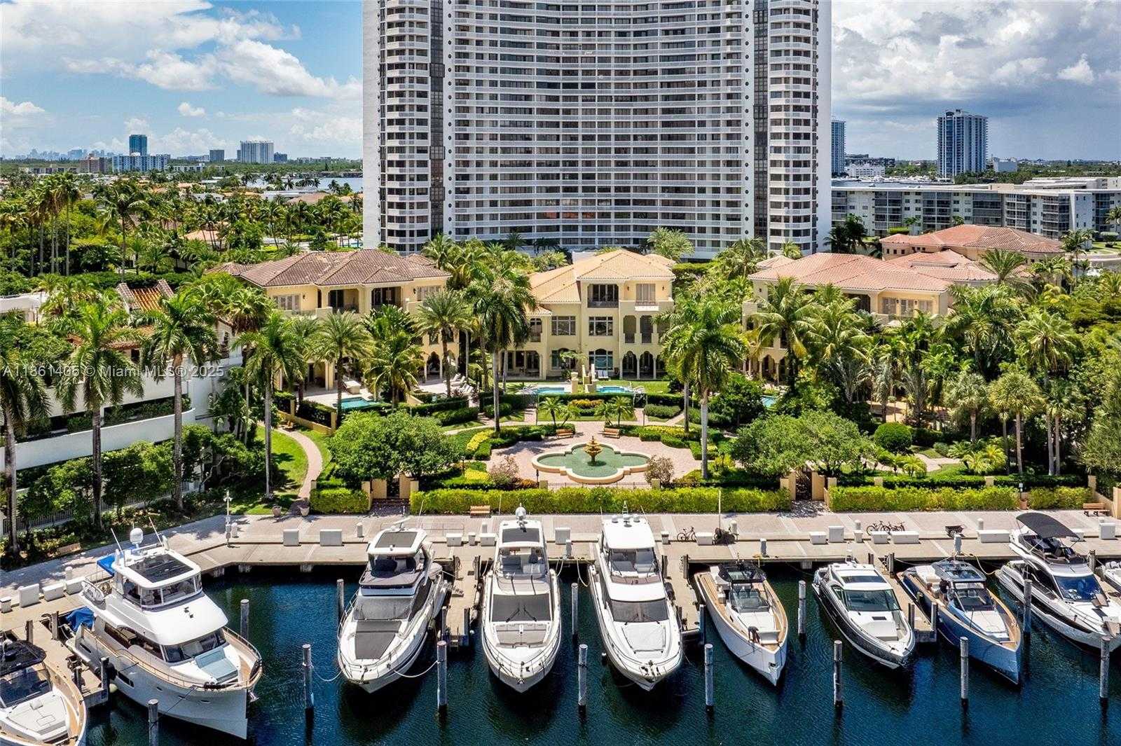 Small Image of 1504 ISLAND BLVD, Aventura Number 41