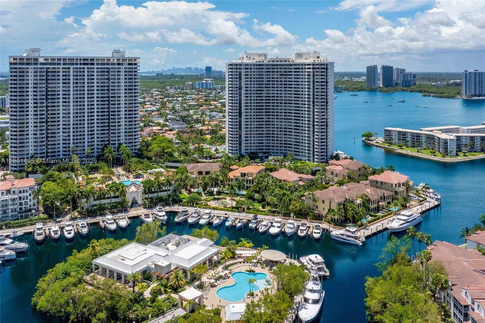 Small Image of 1504 ISLAND BLVD, Aventura Number 42