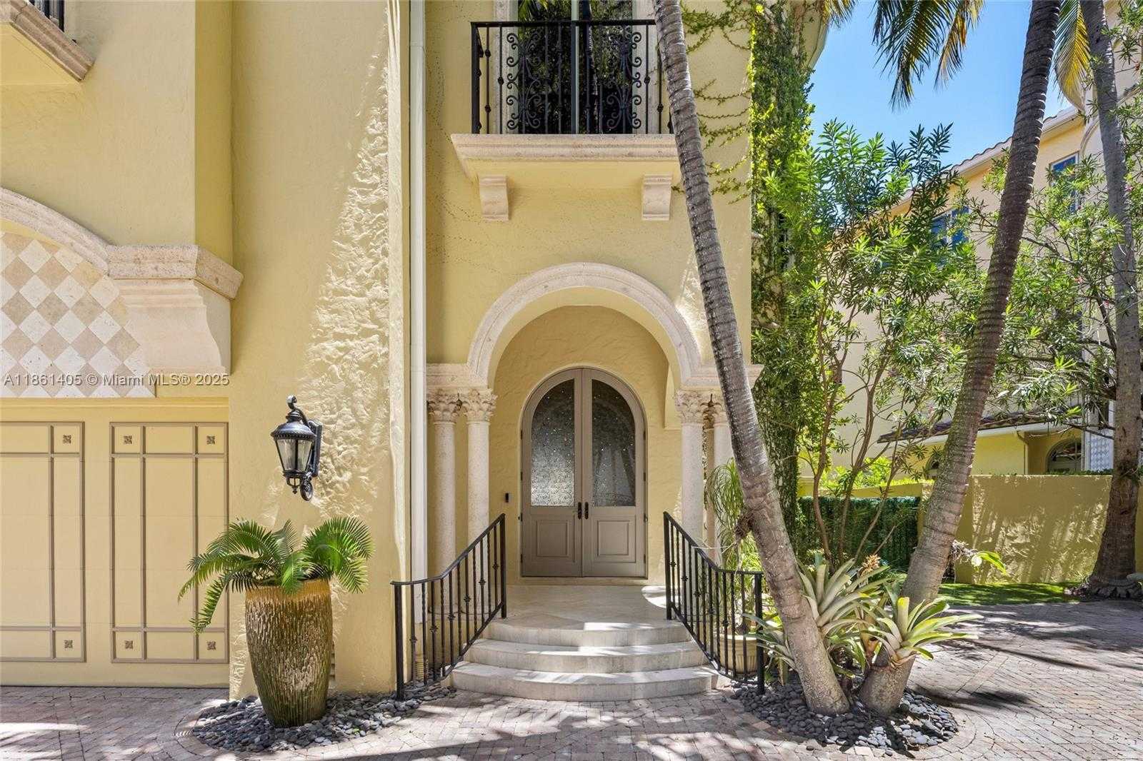 Small Image of 1504 ISLAND BLVD, Aventura Number 6