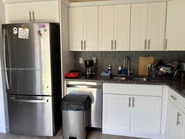 Small Image of 3291 KAPOT TER, Miramar Number 12