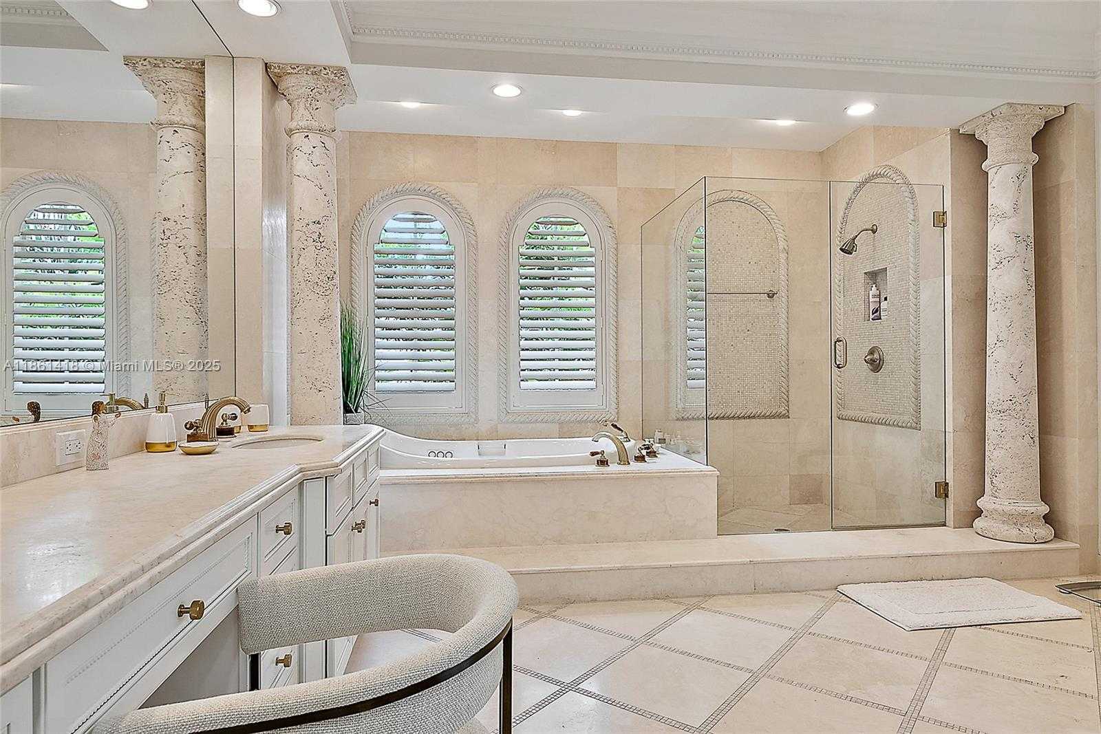 Small Image of 314 CHILEAN AVE, Palm Beach Number 12