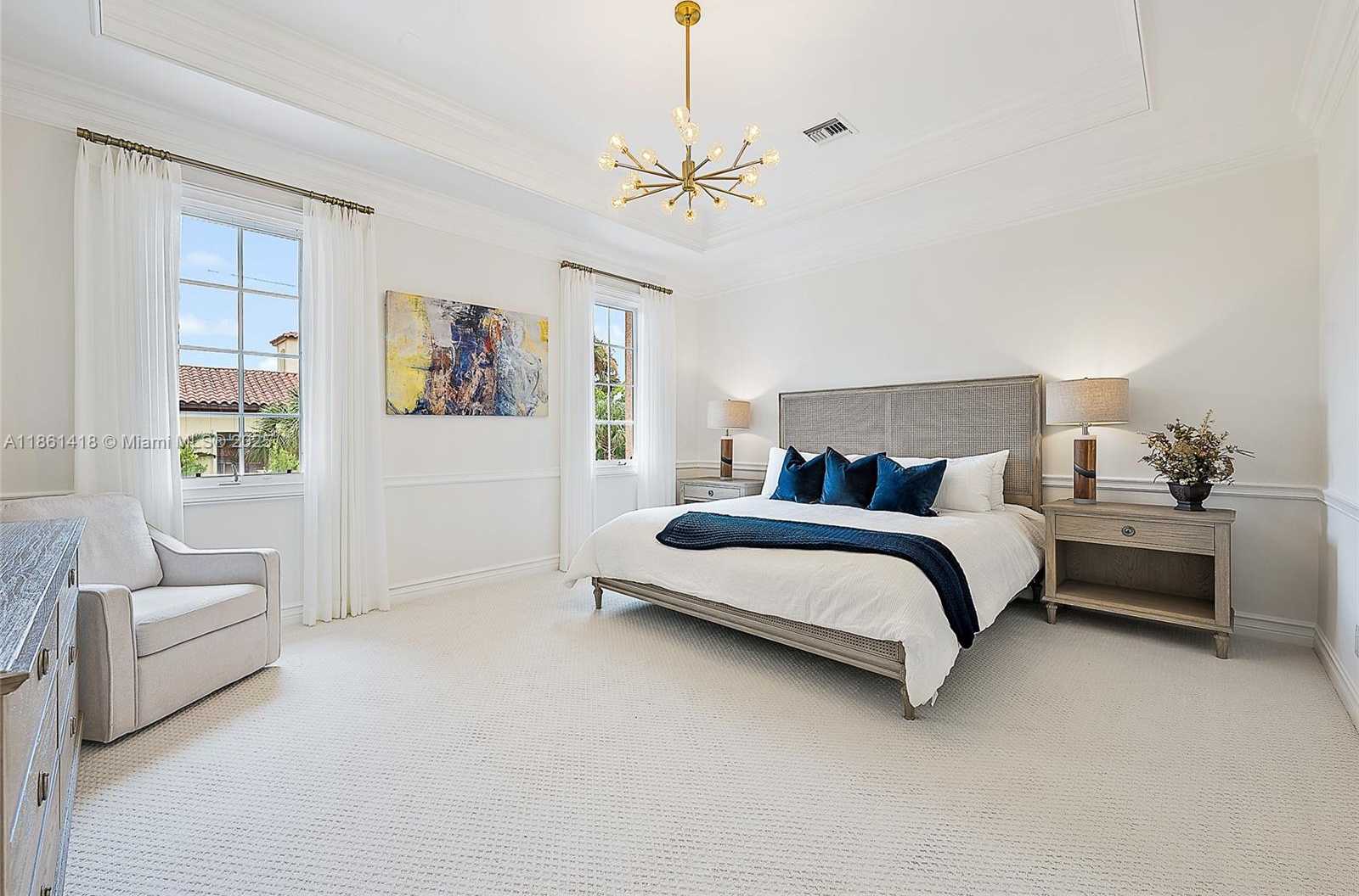 Small Image of 314 CHILEAN AVE, Palm Beach Number 16