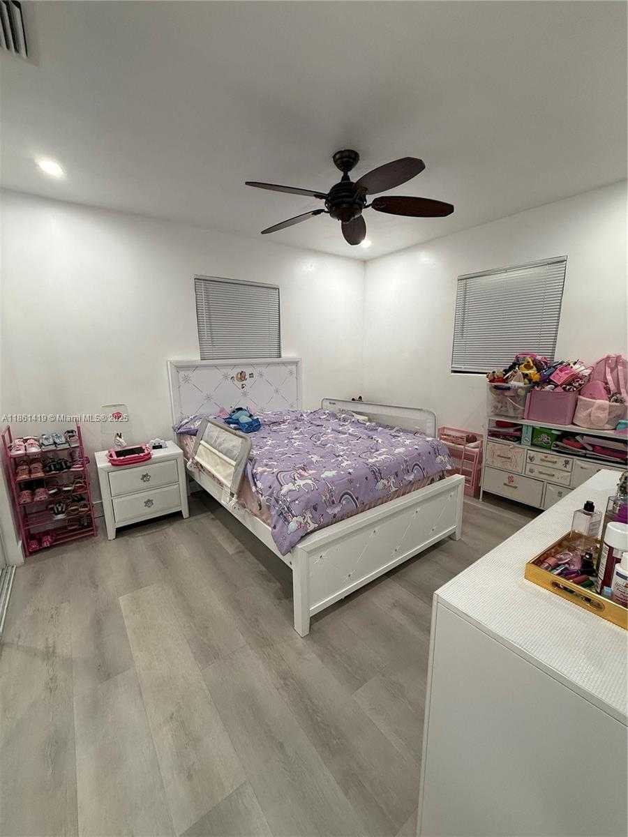 Small Image of 3521 NORTH WEST 171ST TER, Miami Gardens Number 10