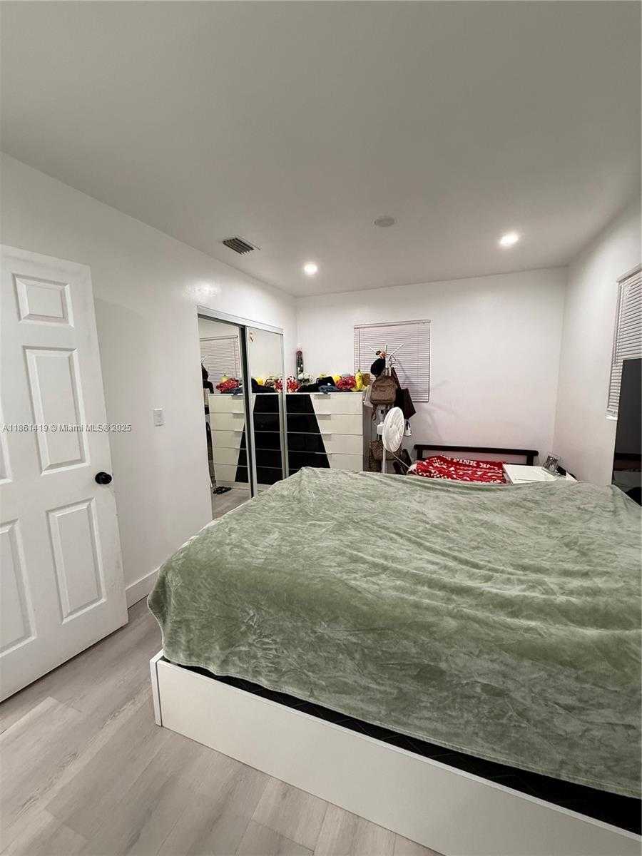 Small Image of 3521 NORTH WEST 171ST TER, Miami Gardens Number 13